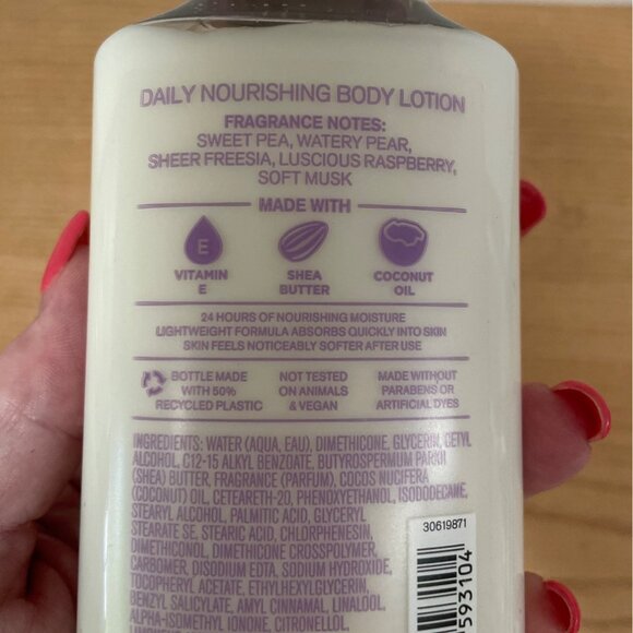 Bath and Body Works Sweet Pea Body Lotion Full Sz 8 Oz 24-Hour Moisture Retired - Picture 4 of 4